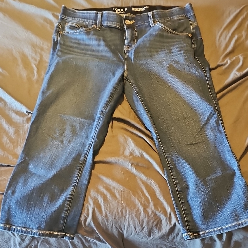 Torrid Blue Cropped Ankle Jeans with Distressed Details